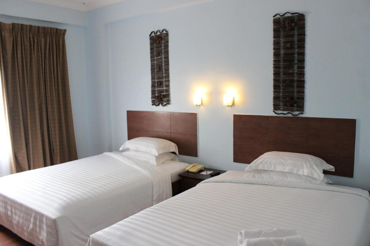 Deluxe Queen Room Two Queen Beds